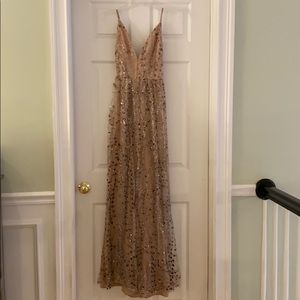 NWT Lulu’s sequin maxi dress